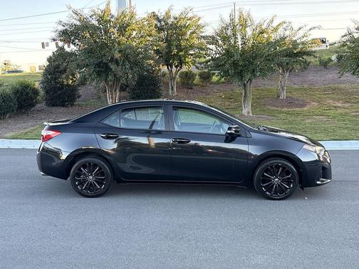 2015 Toyota Corolla S Plus