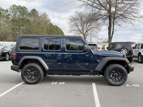 2025 Jeep Wrangler Sport