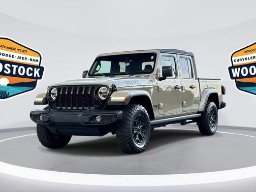 2022 Jeep Gladiator Sport