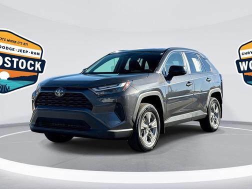 2023 Toyota RAV4 Hybrid LE