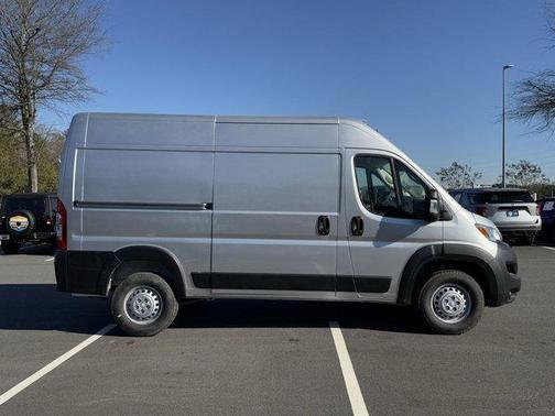 2025 RAM ProMaster 1500 Base