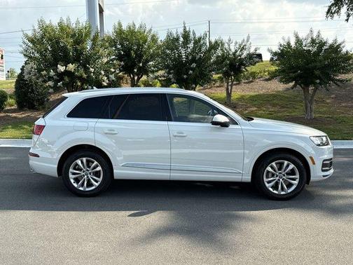 2017 Audi Q7 2.0T Premium Plus