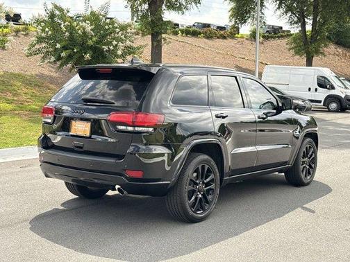 2020 Jeep Grand Cherokee Altitude