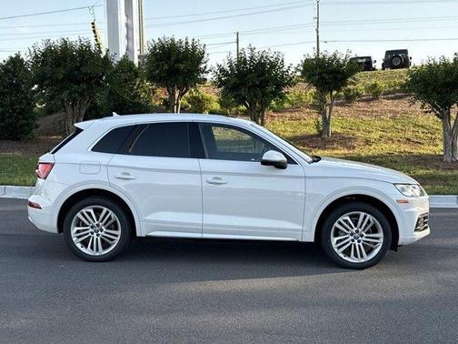 2018 Audi Q5 2.0T Premium Plus