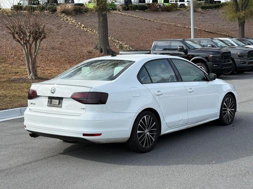 2016 Volkswagen Jetta 1.8T Sport