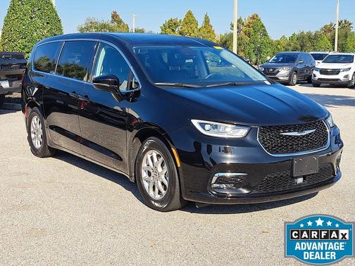 2024 Chrysler Pacifica Touring-L