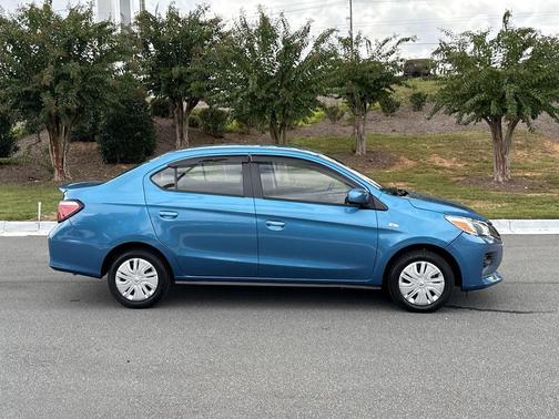 2024 Mitsubishi Mirage G4 ES