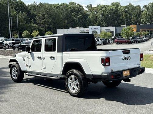 2020 Jeep Gladiator Sport