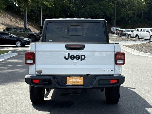 2020 Jeep Gladiator Sport