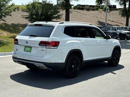 2018 Volkswagen Atlas 3.6L SEL Premium