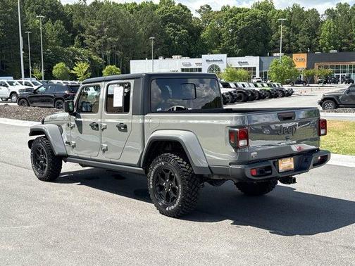 2021 Jeep Gladiator Sport