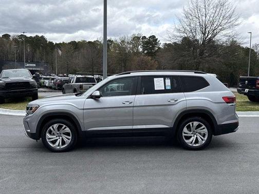 2022 Volkswagen Atlas 3.6L SE w/Technology