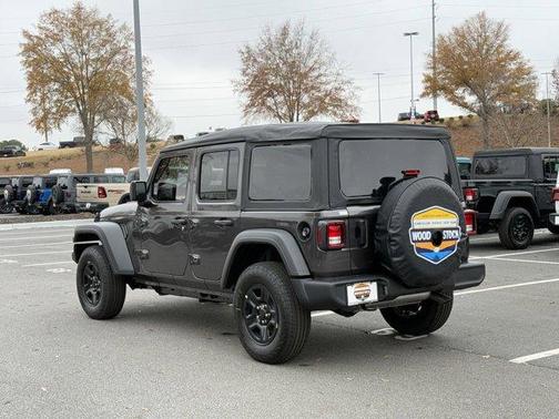 2025 Jeep Wrangler Sport