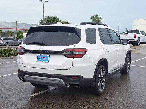 2024 Honda Pilot Elite
