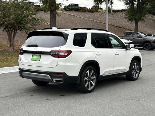 2024 Honda Pilot Elite