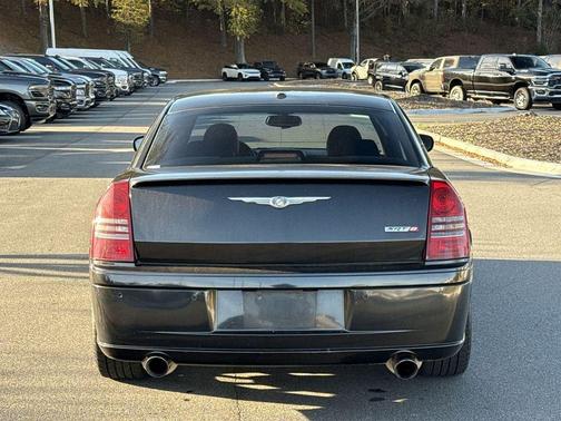 2006 Chrysler 300C SRT-8