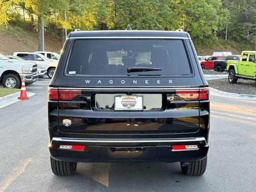 2025 Jeep Wagoneer L Base