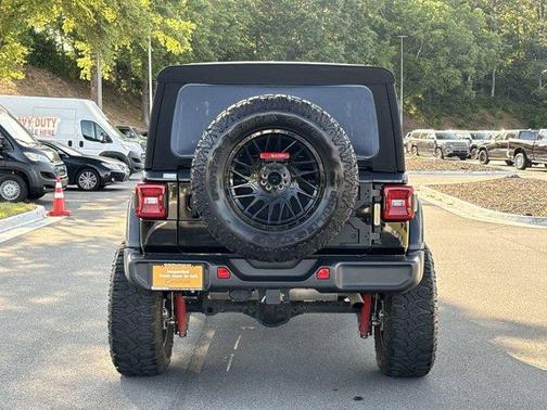 2021 Jeep Wrangler Unlimited Sahara Altitude