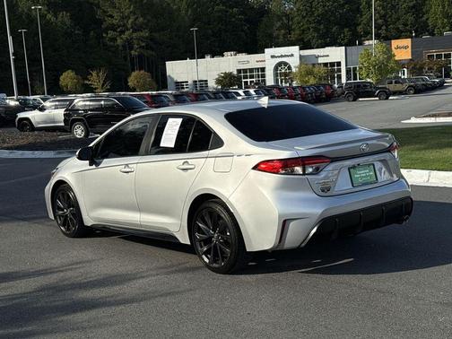 2025 Toyota Corolla SE