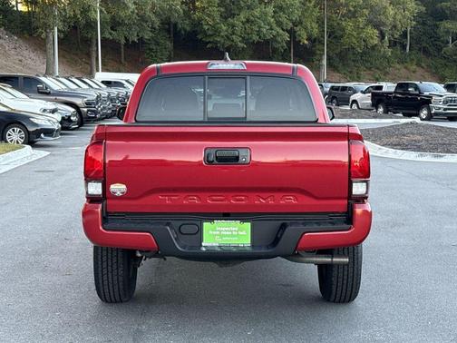 2022 Toyota Tacoma SR