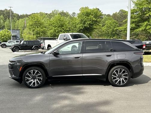 2025 Jeep Wagoneer S Limited