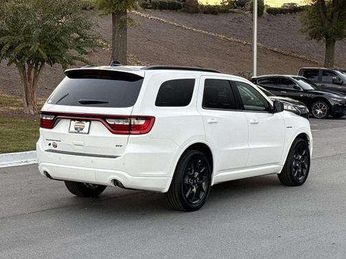 2026 Dodge Durango GT HEMI V8