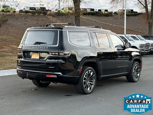 2022 Jeep Grand Wagoneer Series III