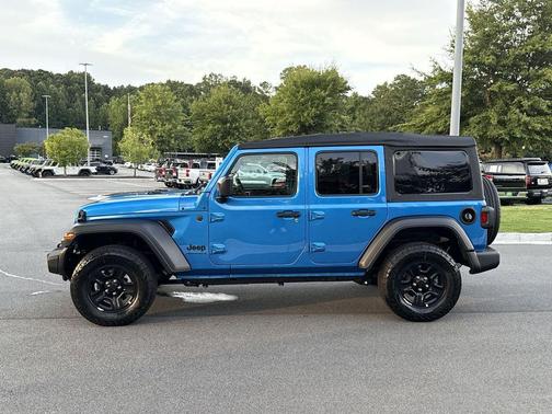 2025 Jeep Wrangler Sport