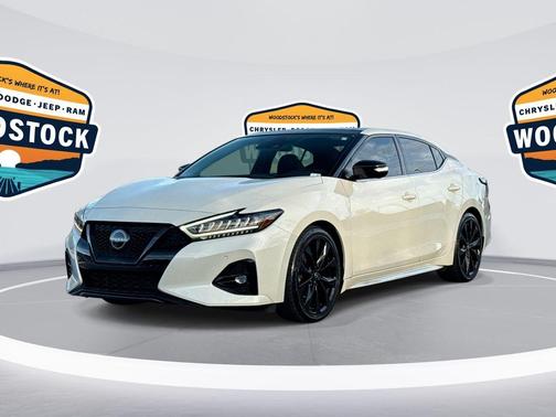 2023 Nissan Maxima SR
