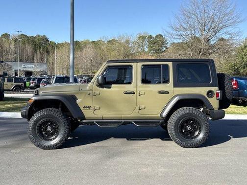 2025 Jeep Wrangler Sport