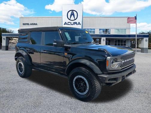2023 Ford Bronco Badlands