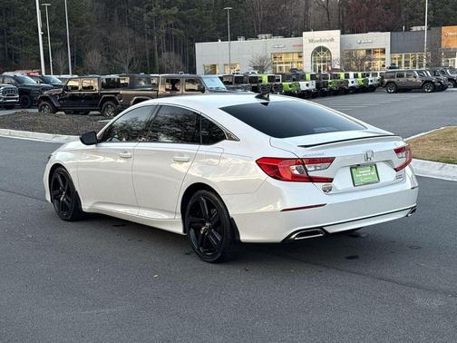 2022 Honda Accord Sport SE