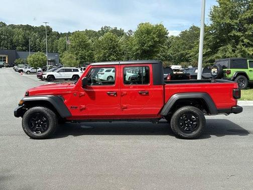 2025 Jeep Gladiator Sport