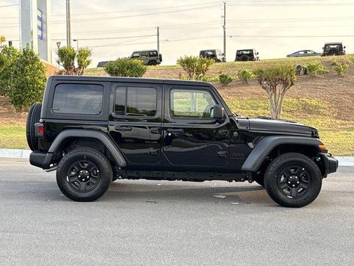 2025 Jeep Wrangler Sport
