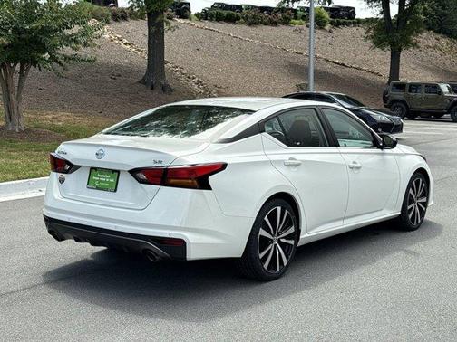 2021 Nissan Altima 2.5 SR