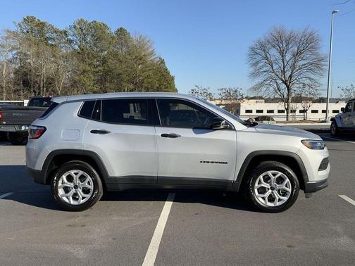 2025 Jeep Compass Sport