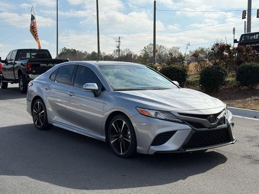 2020 Toyota Camry XSE