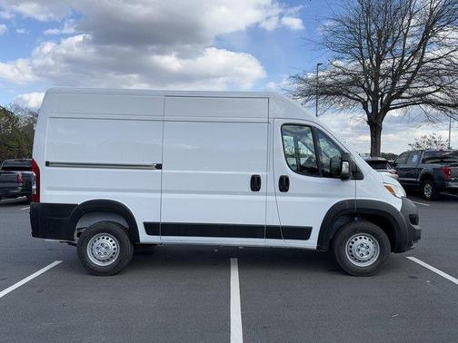 2025 RAM ProMaster 1500 Base