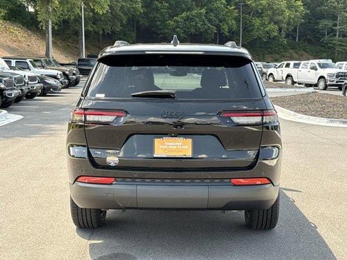 2021 Jeep Grand Cherokee L Laredo