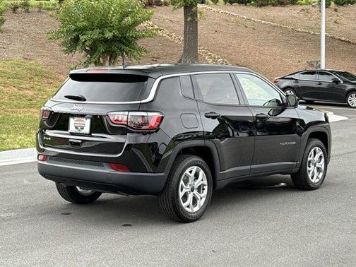2025 Jeep Compass Sport