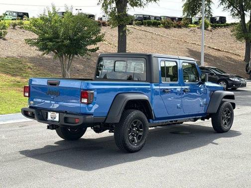 2025 Jeep Gladiator Sport