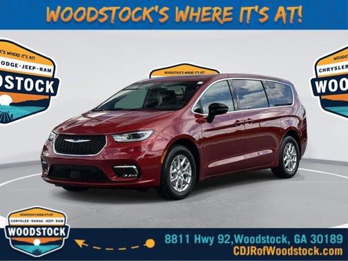 2025 Chrysler Pacifica Select
