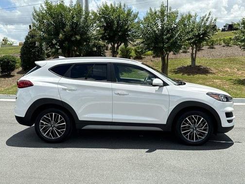 2021 Hyundai TUCSON SEL