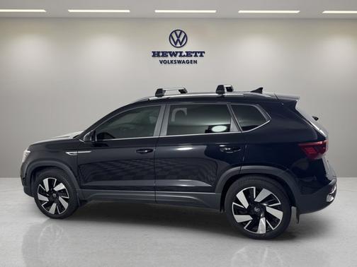 2024 Volkswagen Taos 1.5T SEL