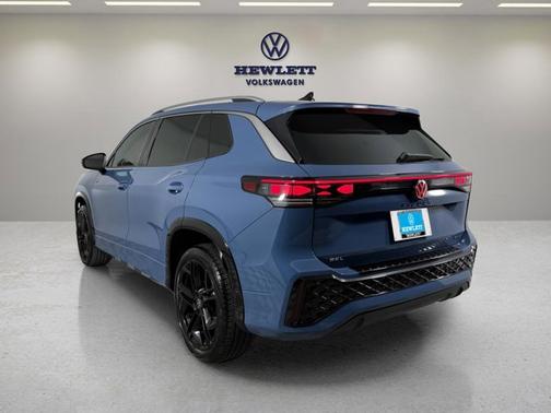 2025 Volkswagen Tiguan 2.0T SEL R-Line