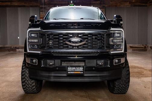 2024 Ford F-450 Platinum