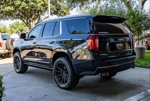 Titanium Rush Metallic 2023 GMC Yukon Denali Ultimate
