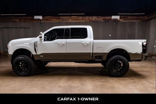 Oxford White 2026 Ford F-250 King Ranch