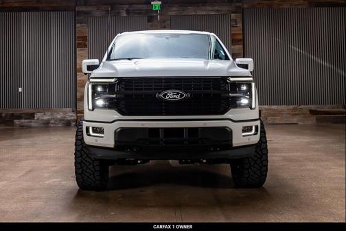 Star White Metallic Tri-Coat 2025 Ford F-150 Platinum