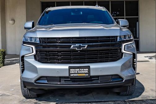 2024 Chevrolet Suburban RST